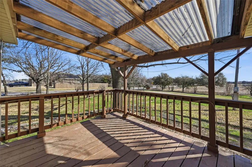 1050 Stadium Drive Joshua, TX 76058