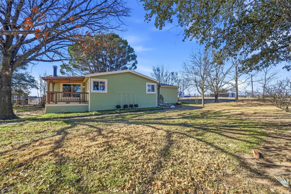 1050 Stadium Drive Joshua, TX 76058