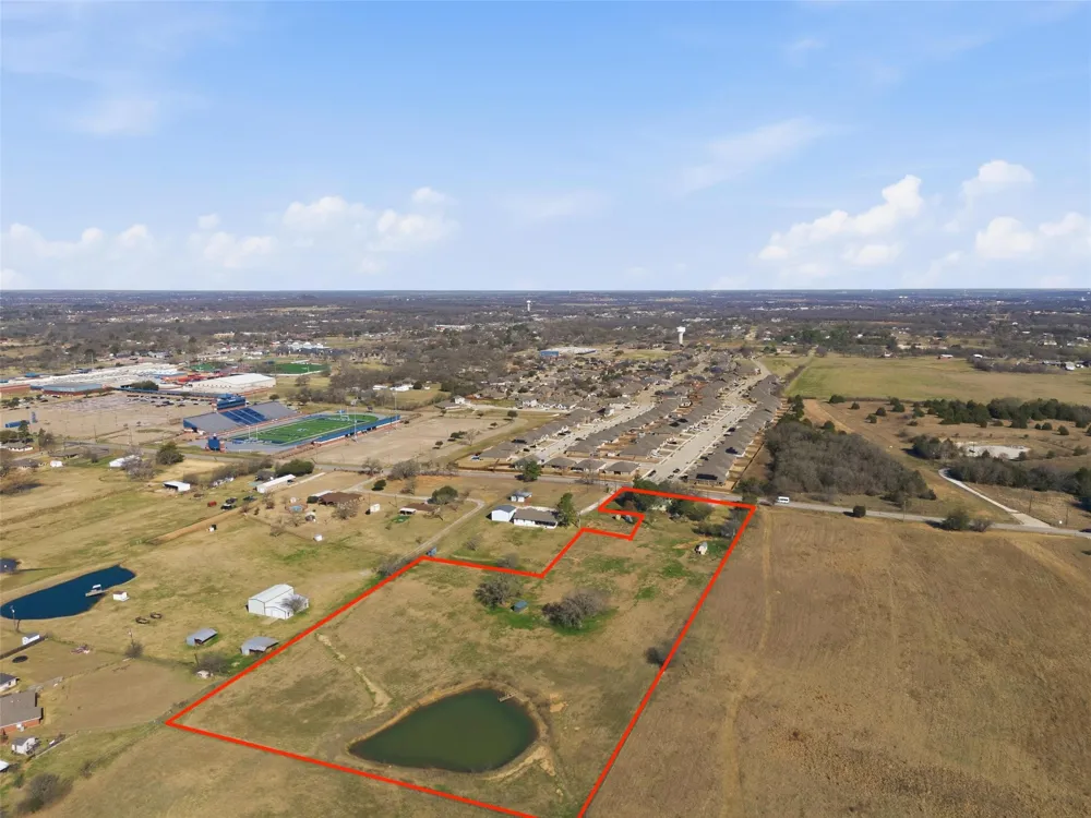 1050 Stadium Drive Joshua, TX 76058