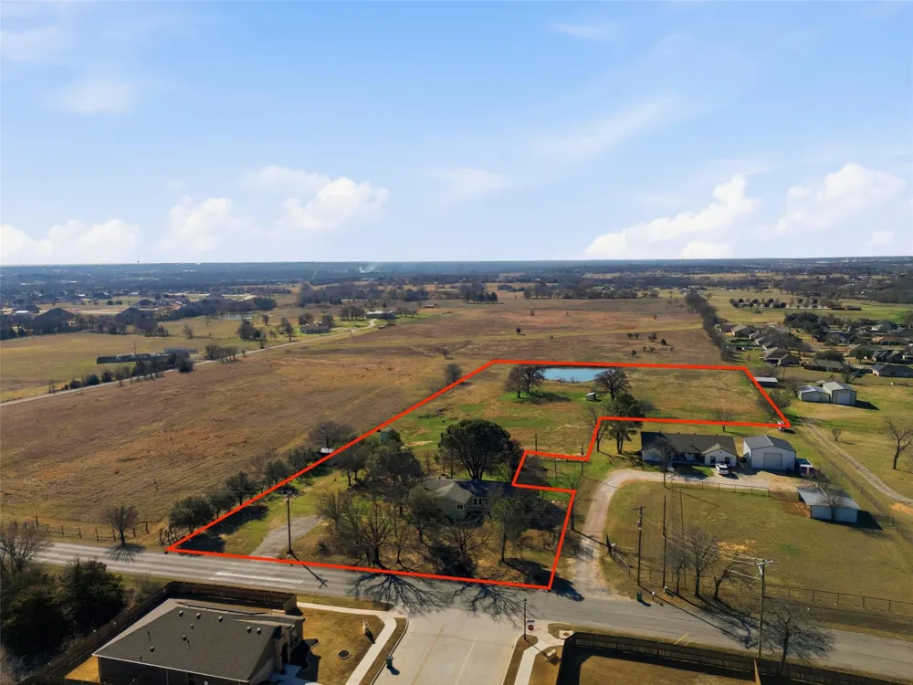 1050 Stadium Drive Joshua, TX 76058