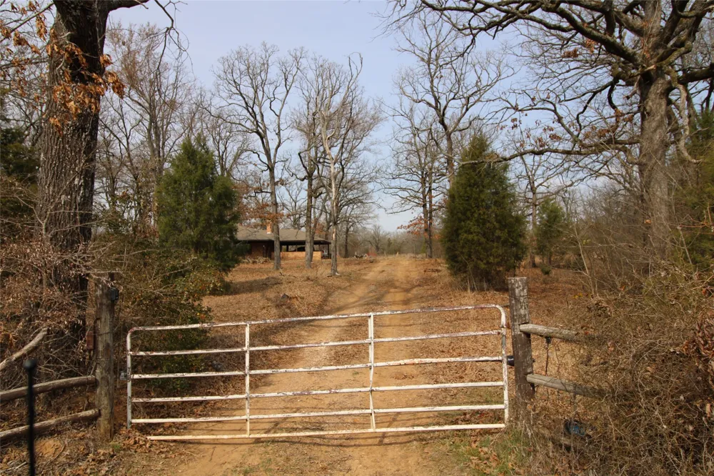 6681 FM 3054 Malakoff, TX 75148