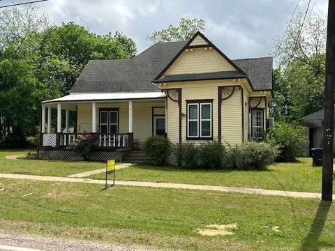 317 E Grand Street
