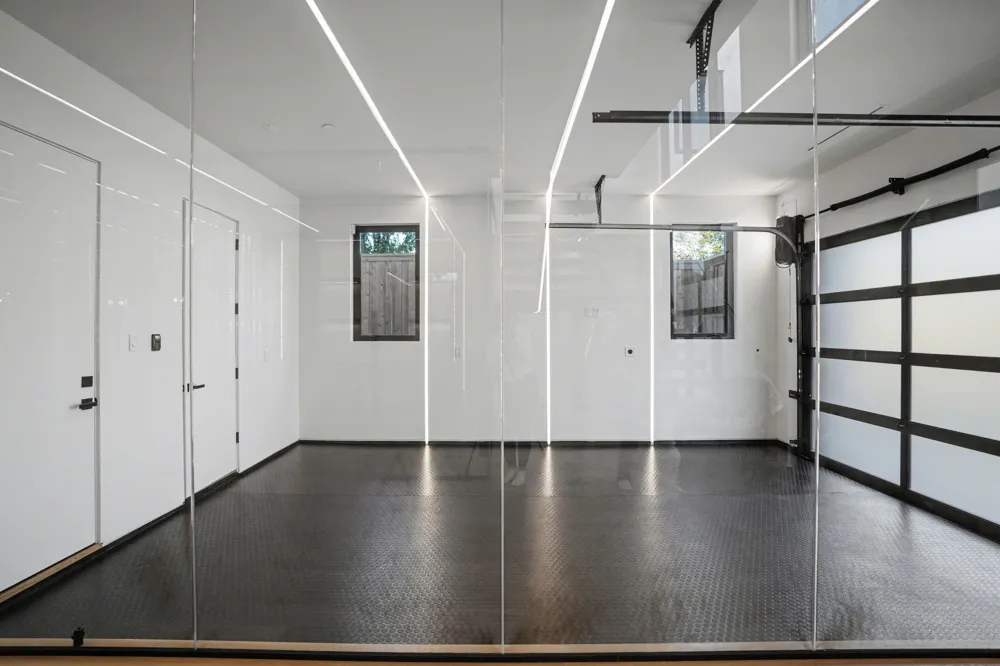 9457 Waterview Road Dallas, TX 75218