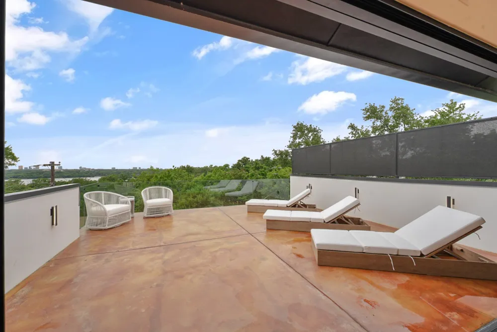 9457 Waterview Road Dallas, TX 75218