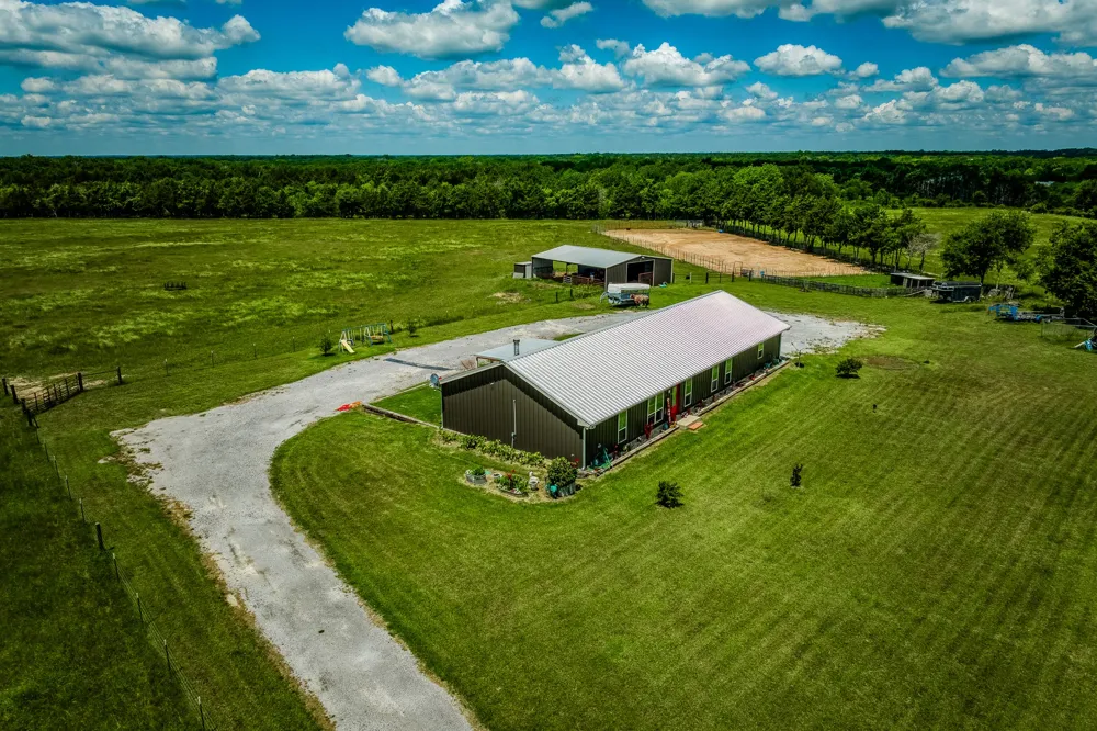 1850 Lcr 439 Mexia, TX 76667