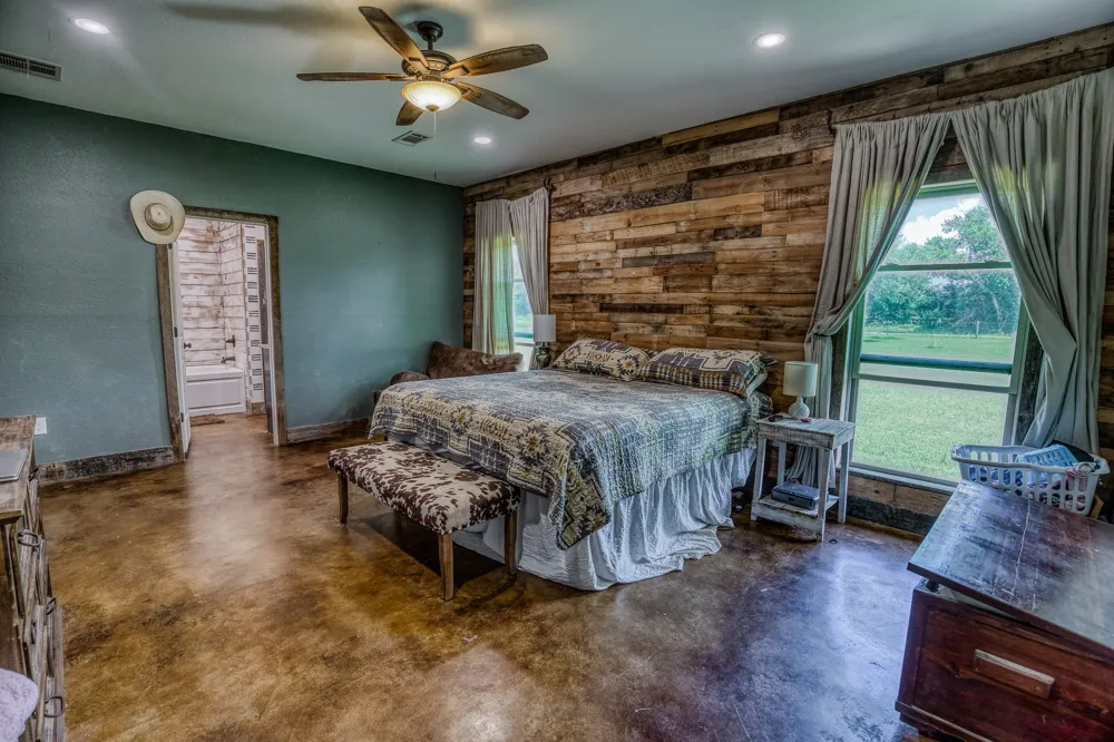 1850 Lcr 439 Mexia, TX 76667