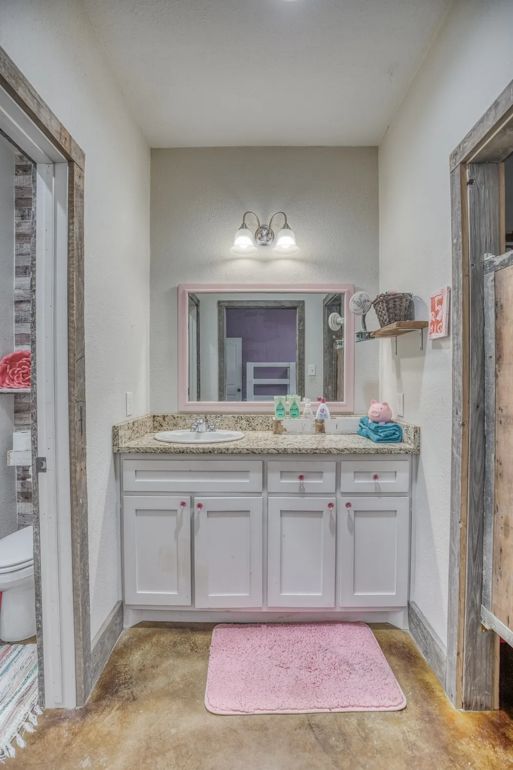 1850 Lcr 439 Mexia, TX 76667