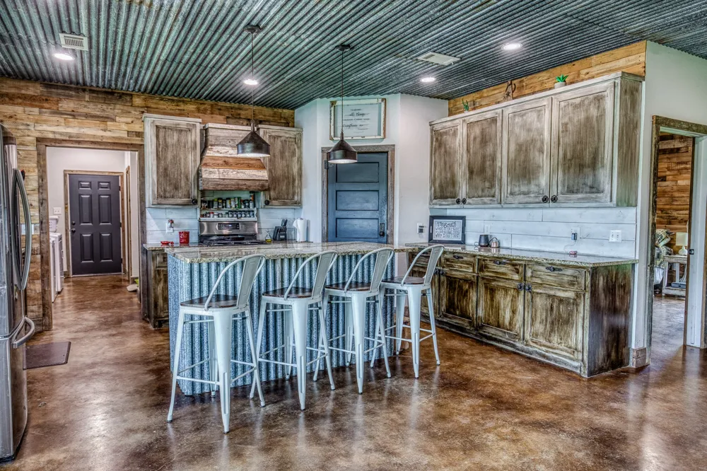 1850 Lcr 439 Mexia, TX 76667