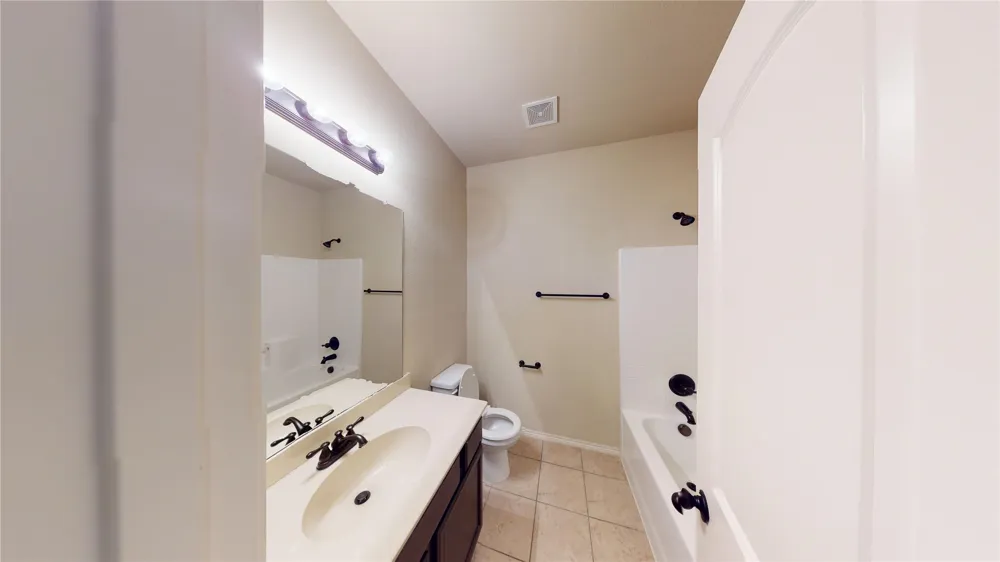 305 Orbit Drive Lavon, TX 75166