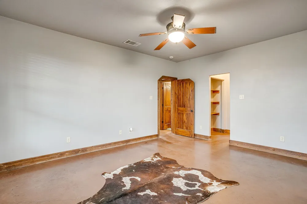 2220 Lazy Bend Road Millsap, TX 76066