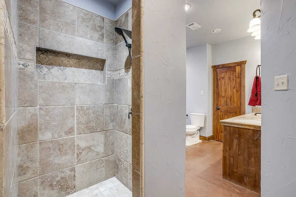 2220 Lazy Bend Road Millsap, TX 76066