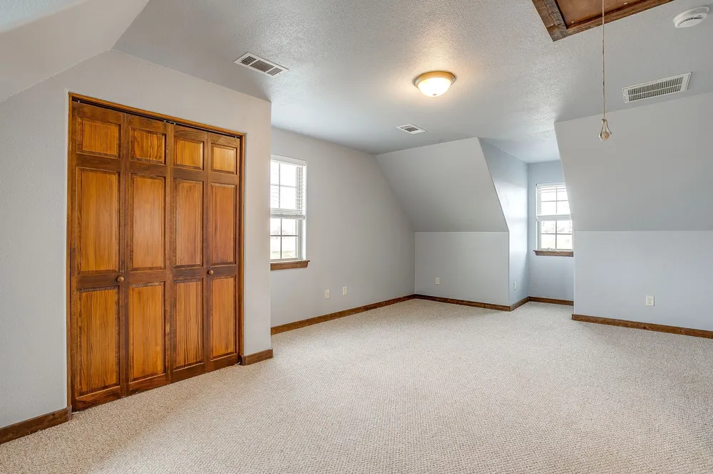 2220 Lazy Bend Road Millsap, TX 76066