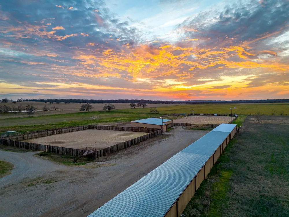 2220 Lazy Bend Road Millsap, TX 76066