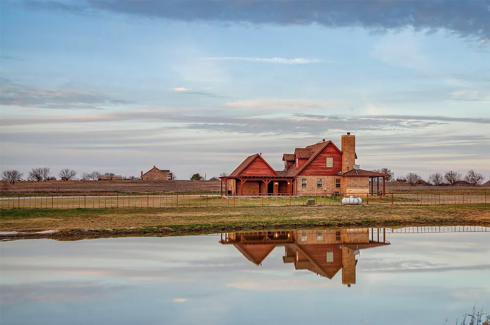 2220 Lazy Bend Road Millsap, TX 76066