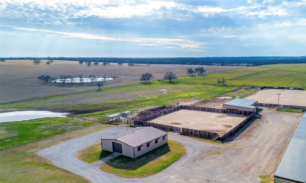 2220 Lazy Bend Road Millsap, TX 76066