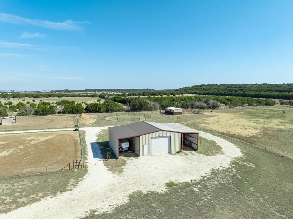 417 County Road 60 Gatesville, TX 76528