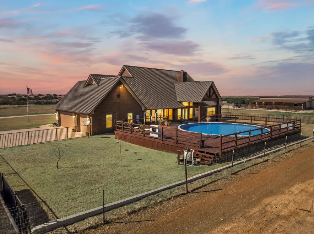 417 County Road 60 Gatesville, TX 76528