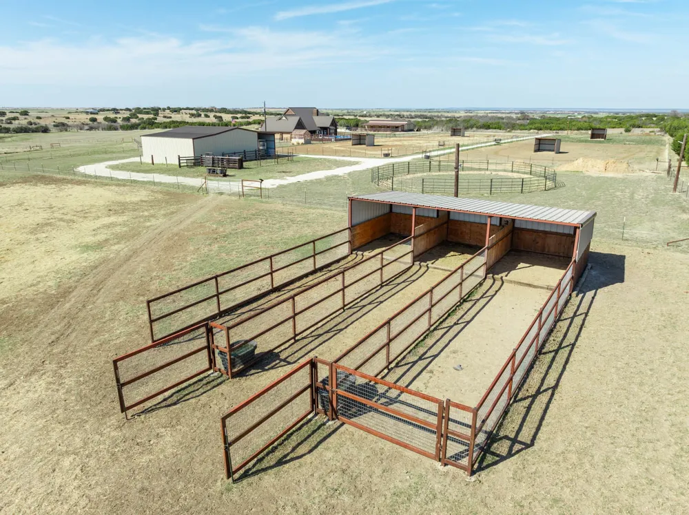 417 County Road 60 Gatesville, TX 76528