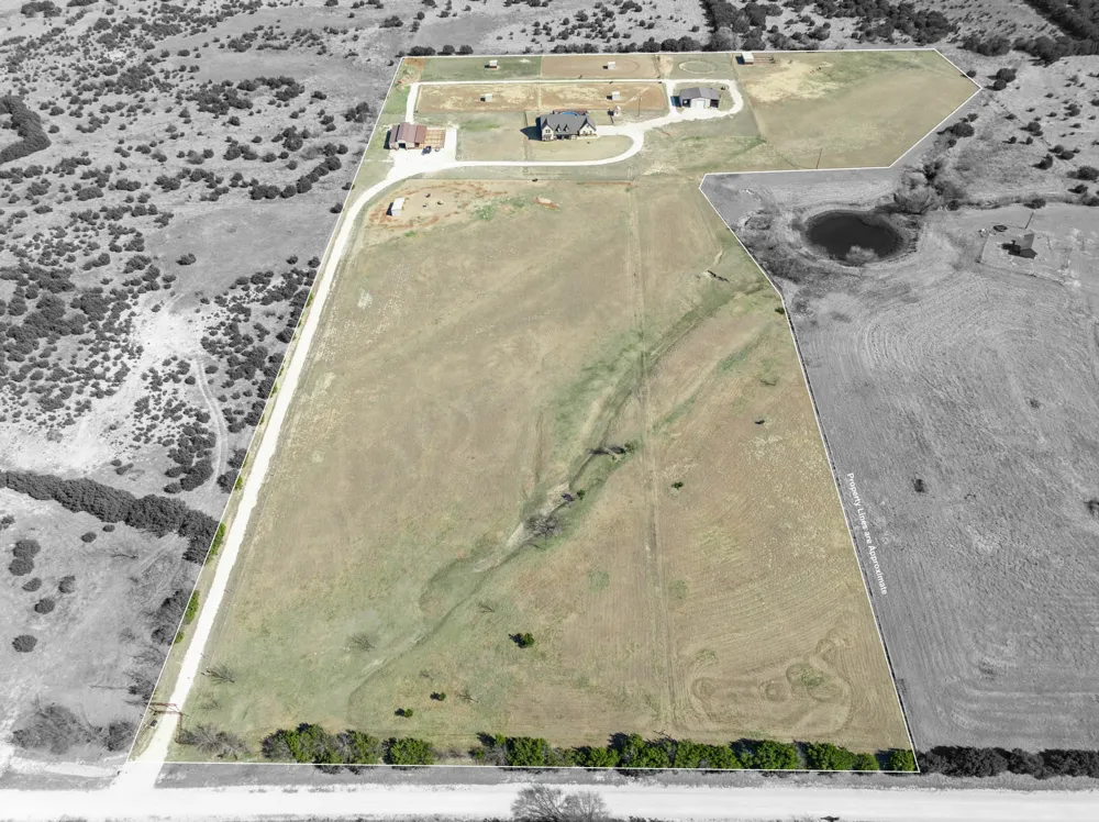 417 County Road 60 Gatesville, TX 76528
