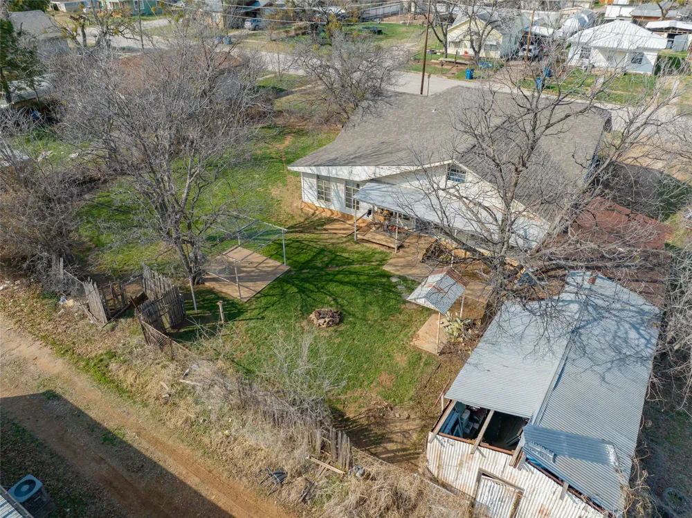 1109 W Elm Street Breckenridge, TX 76424