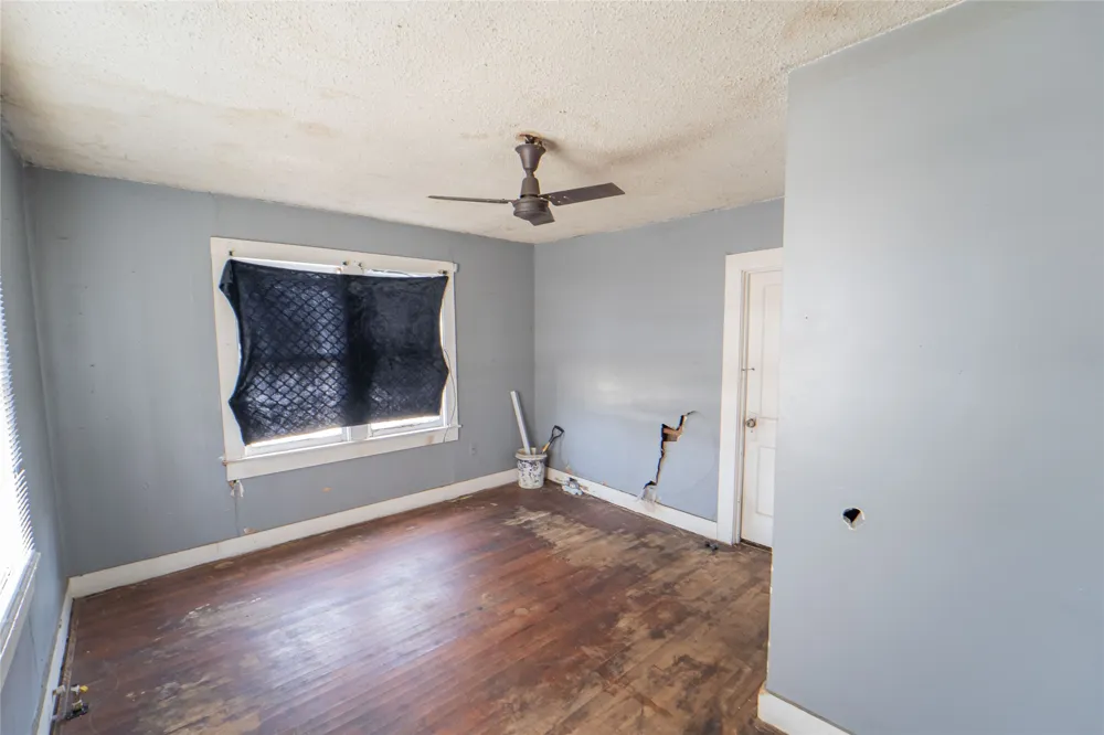 1109 W Elm Street Breckenridge, TX 76424