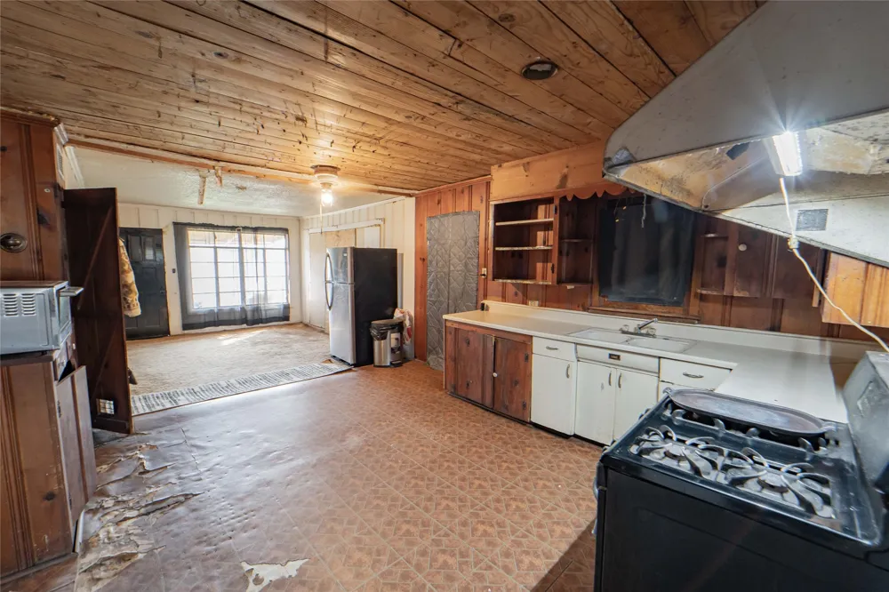 1109 W Elm Street Breckenridge, TX 76424