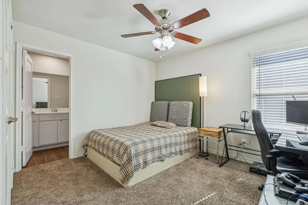 2726 Pease Drive Forney, TX 75126