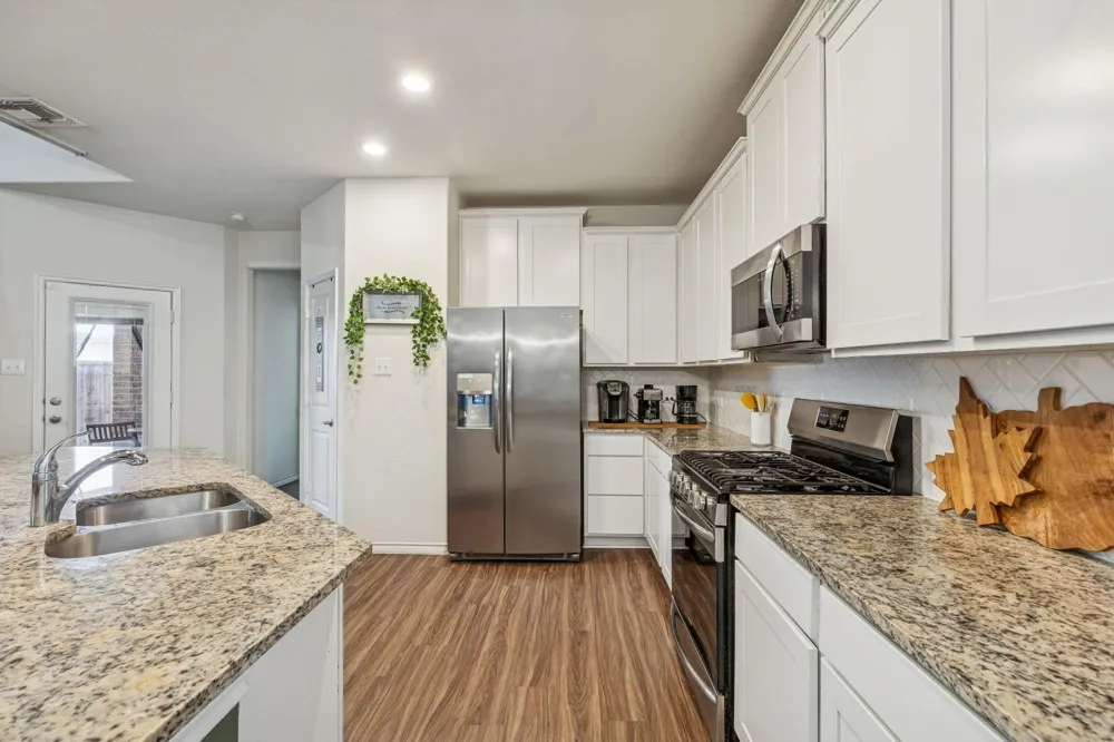 2726 Pease Drive Forney, TX 75126