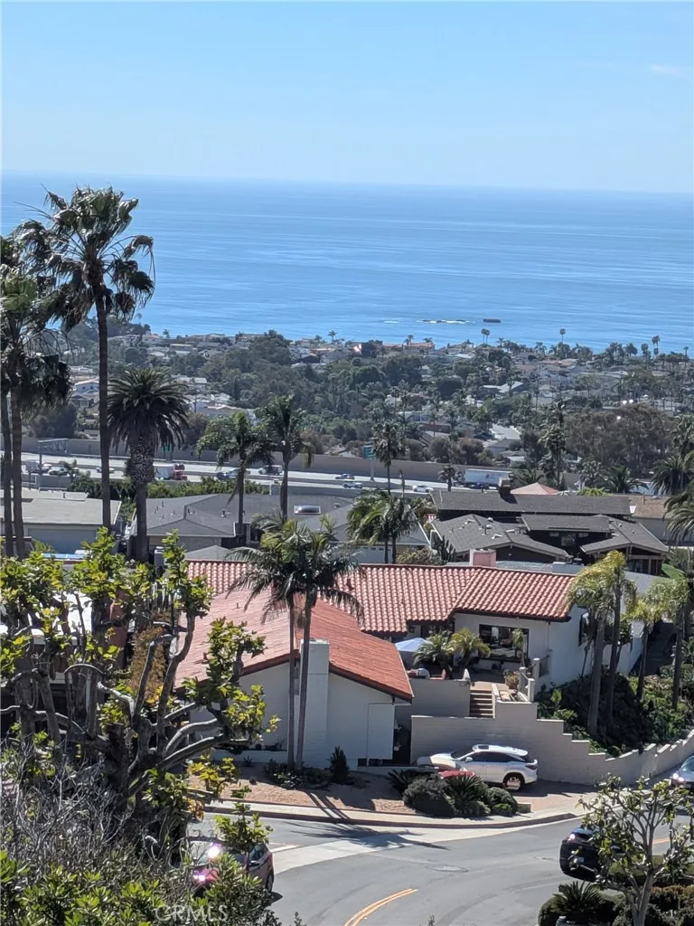 504 E Avenida San Juan San Clemente, CA 92672