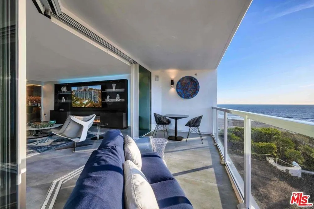 101 Ocean Avenue #C300 Santa Monica, CA 90402
