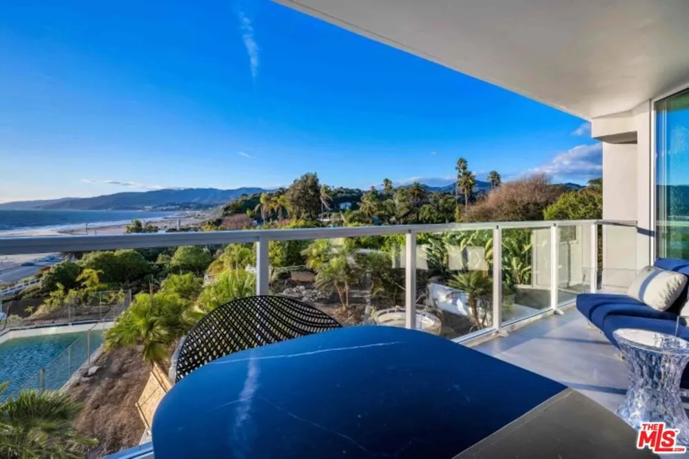 101 Ocean Avenue #C300 Santa Monica, CA 90402