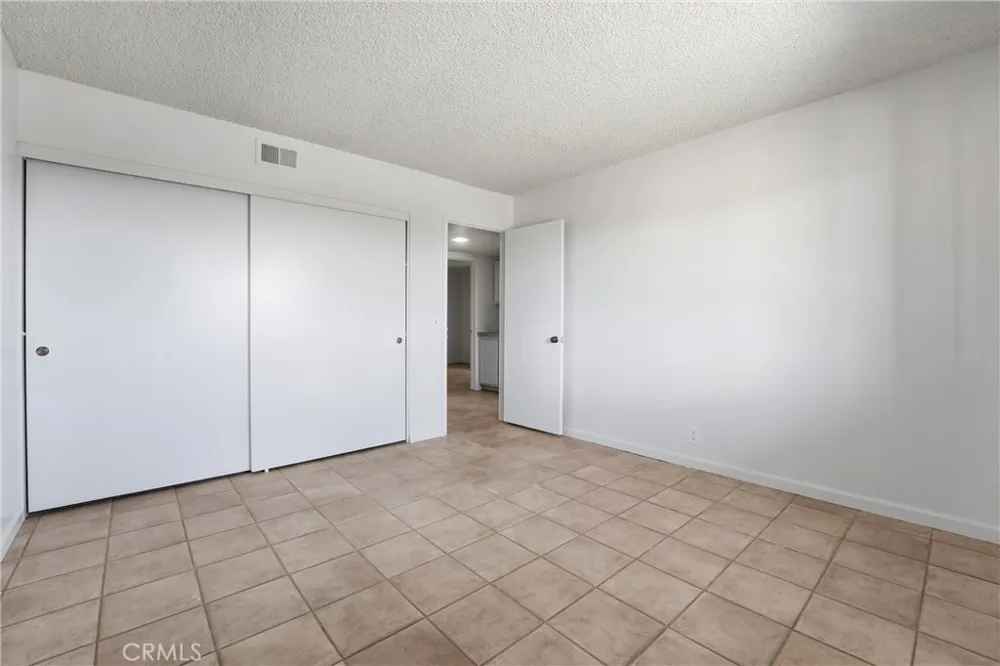 18831 Winnwood Lane Santa Ana, CA 92705