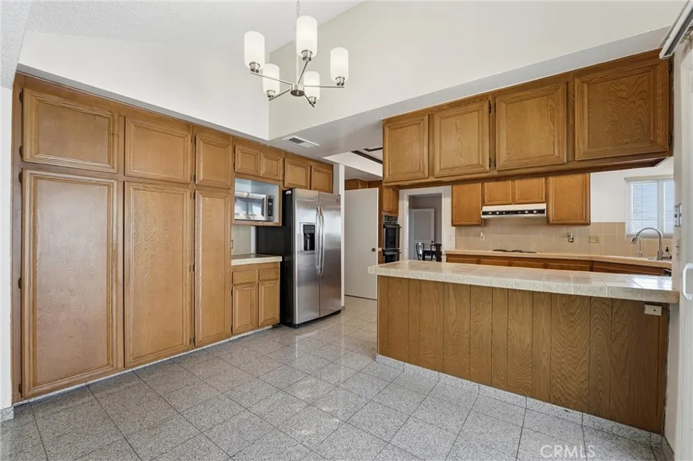18831 Winnwood Lane Santa Ana, CA 92705