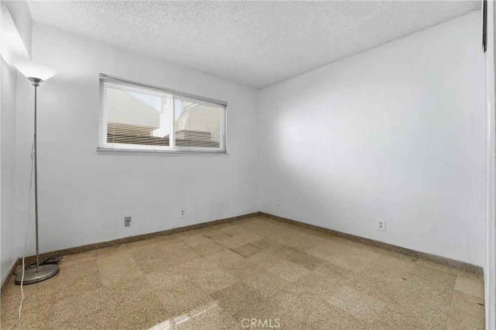 18831 Winnwood Lane Santa Ana, CA 92705