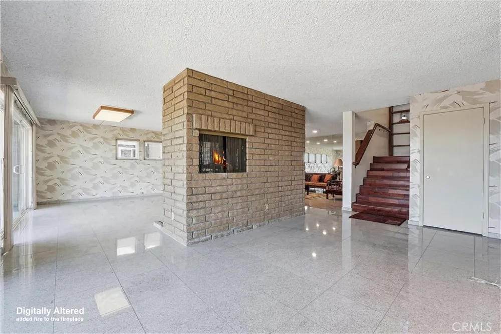 18831 Winnwood Lane Santa Ana, CA 92705