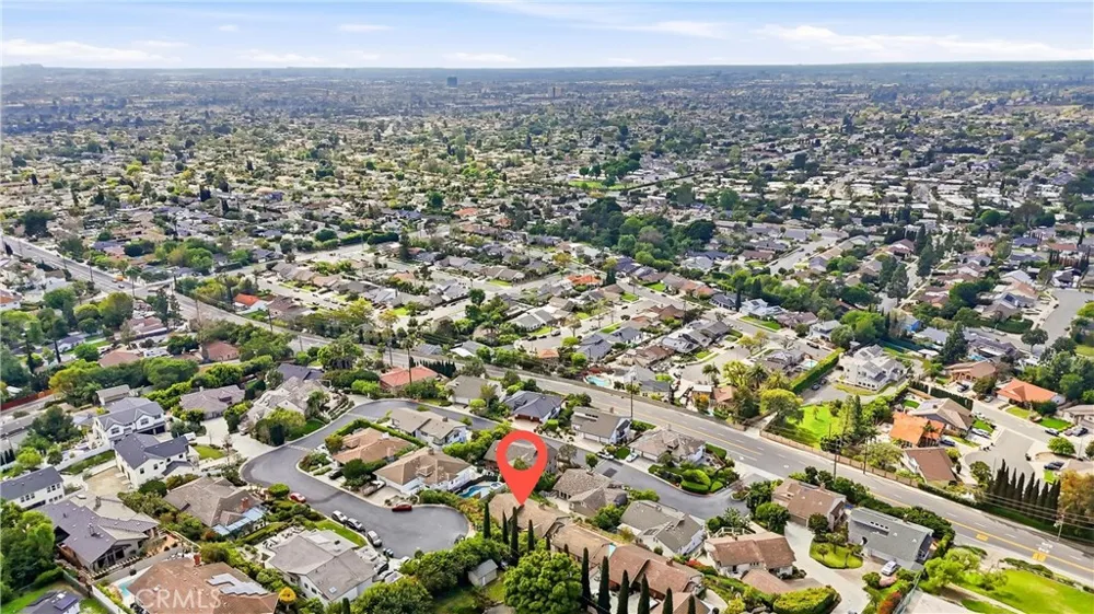 18831 Winnwood Lane Santa Ana, CA 92705
