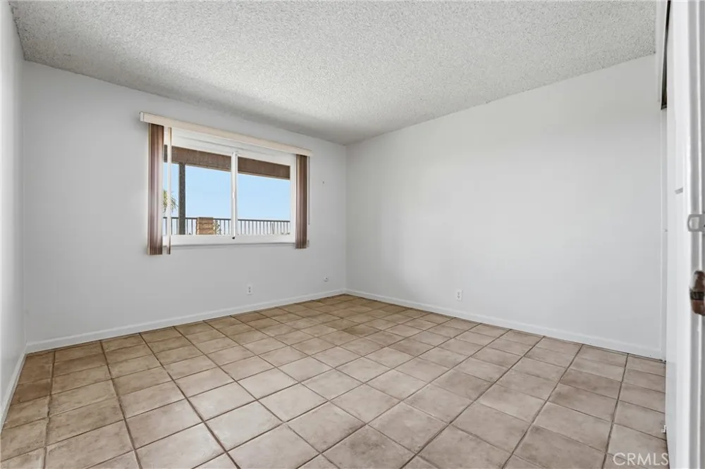 18831 Winnwood Lane Santa Ana, CA 92705