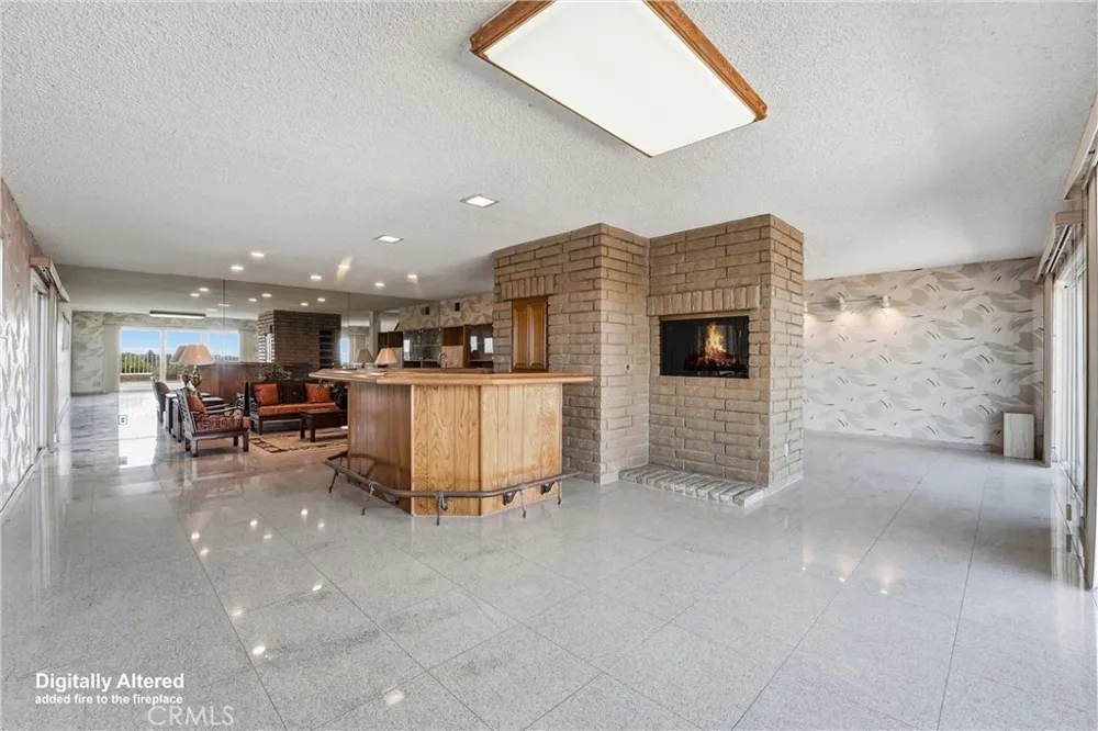 18831 Winnwood Lane Santa Ana, CA 92705