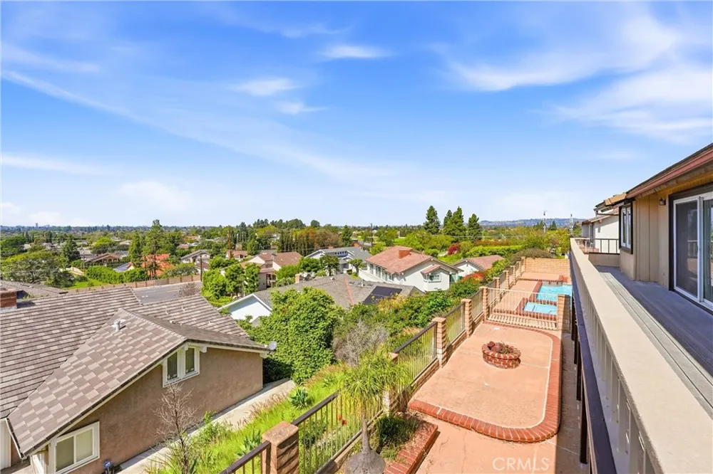 18831 Winnwood Lane Santa Ana, CA 92705