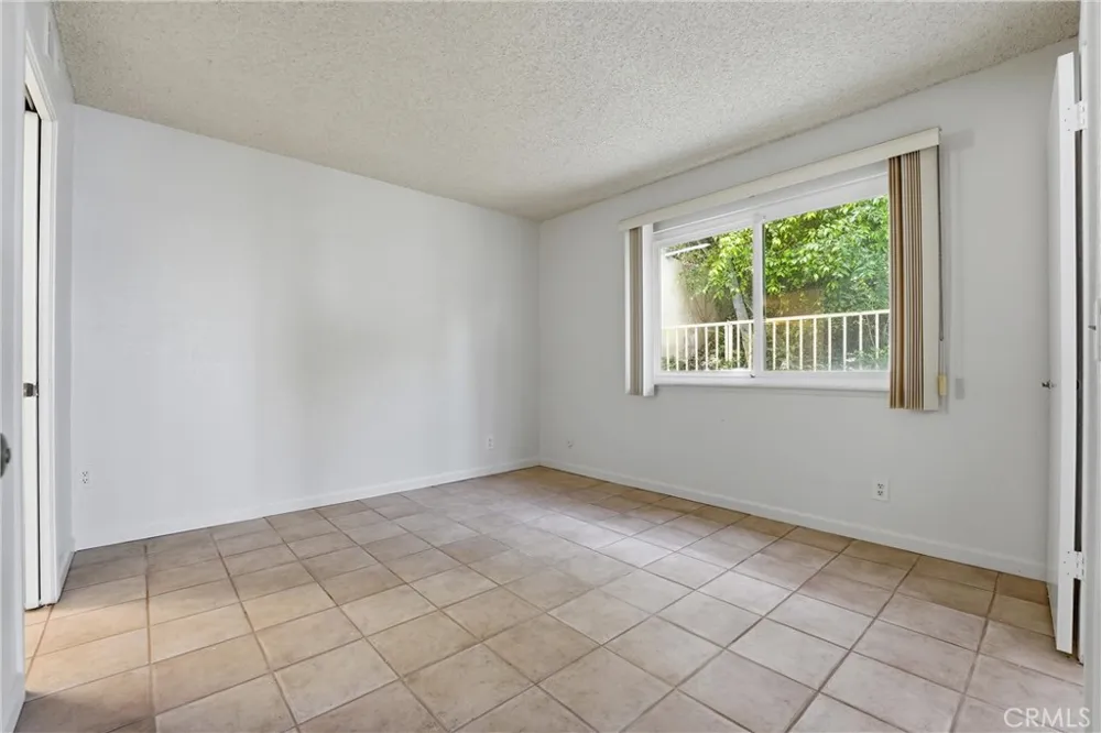 18831 Winnwood Lane Santa Ana, CA 92705