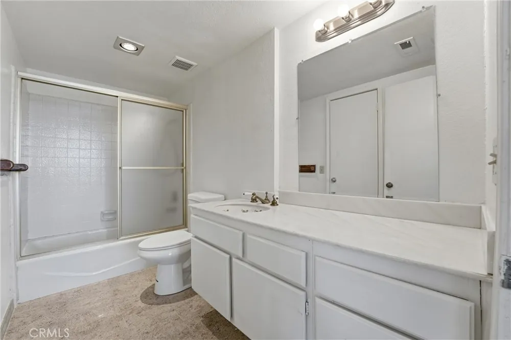 18831 Winnwood Lane Santa Ana, CA 92705