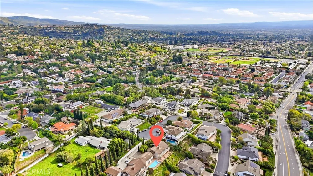 18831 Winnwood Lane Santa Ana, CA 92705