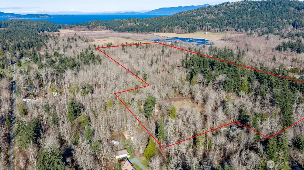 6117 S Shore Road Anacortes, WA 98221