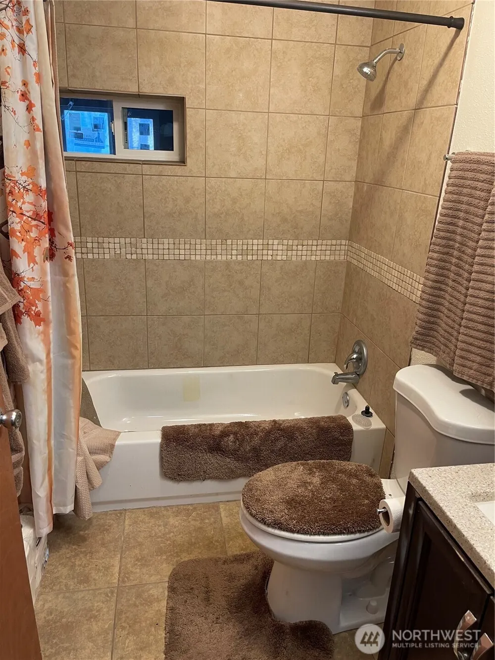 212 4th Street W Tonasket, WA 98855