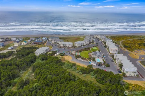 1600 W Ocean Avenue #124