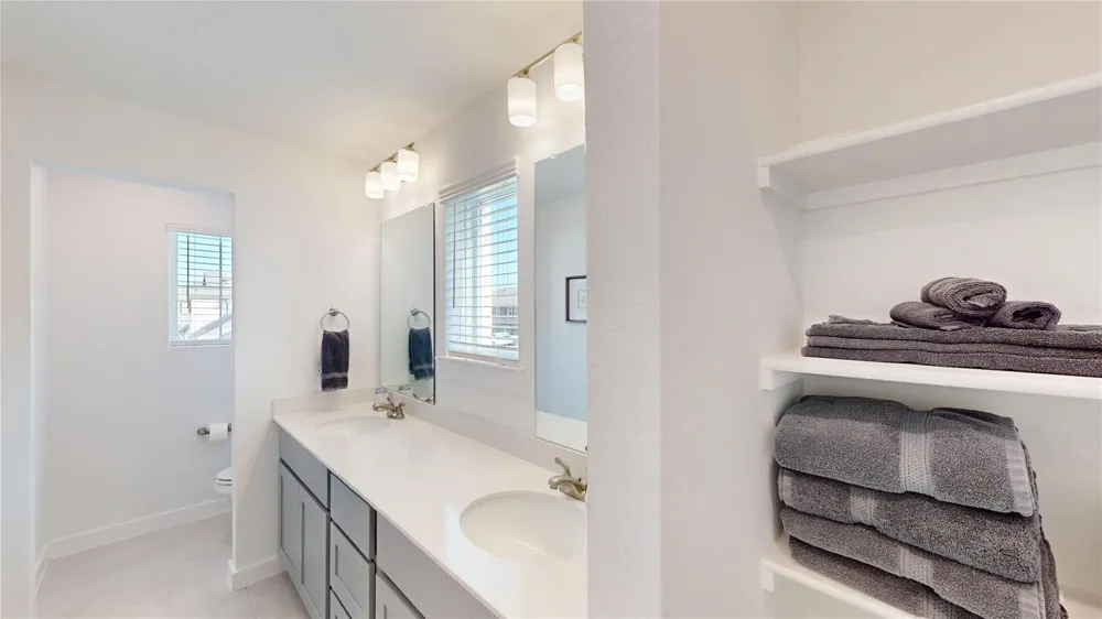 2942 Elle Drive Grand Prairie, TX 75052