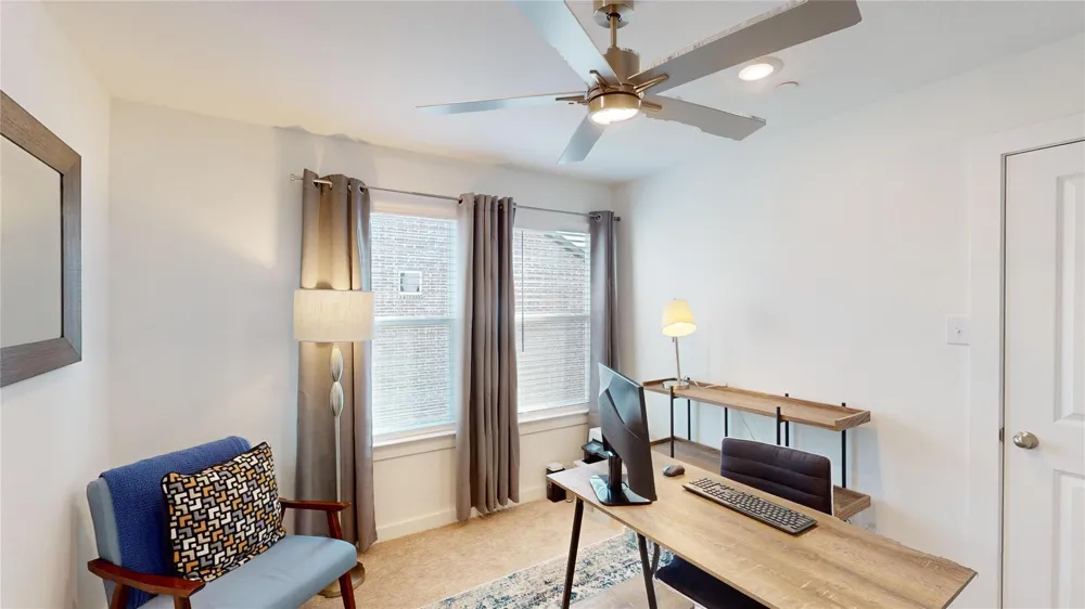 2942 Elle Drive Grand Prairie, TX 75052