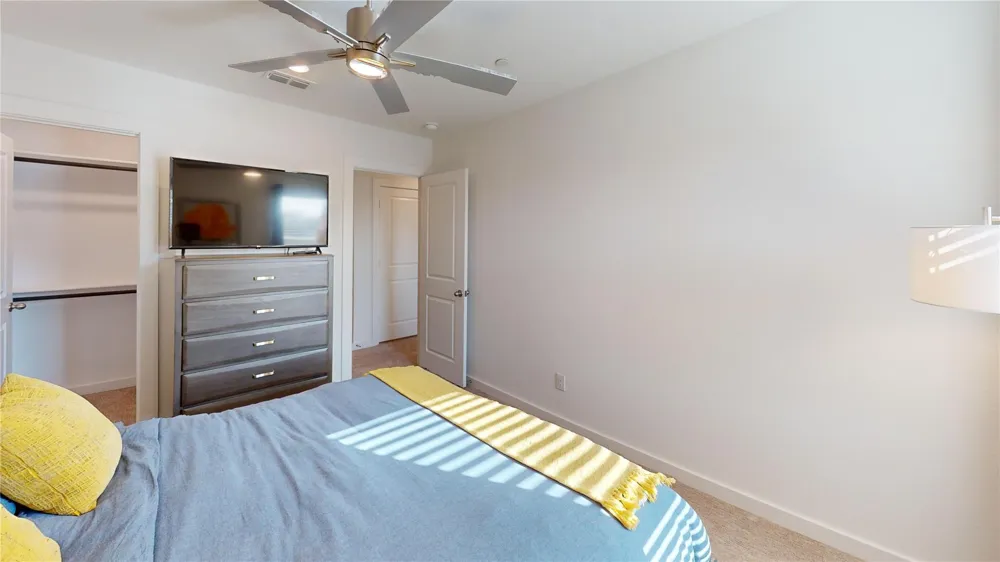 2942 Elle Drive Grand Prairie, TX 75052