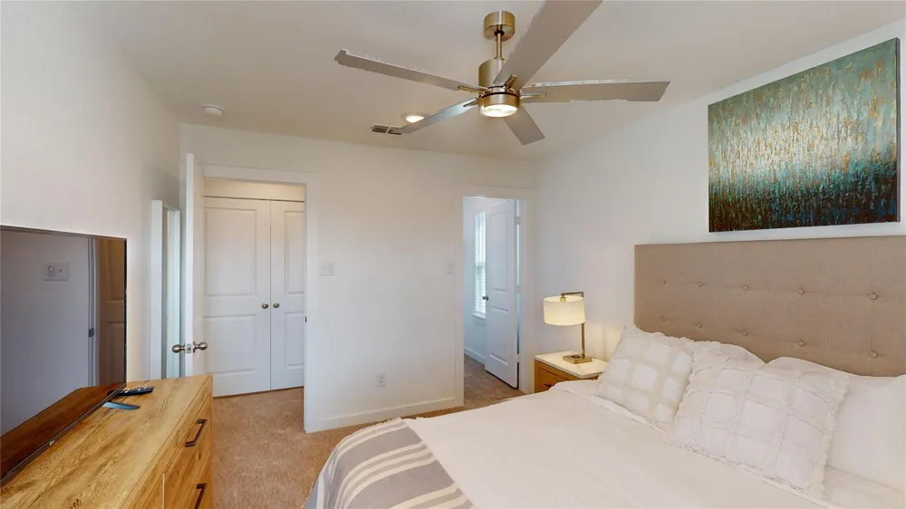 2942 Elle Drive Grand Prairie, TX 75052