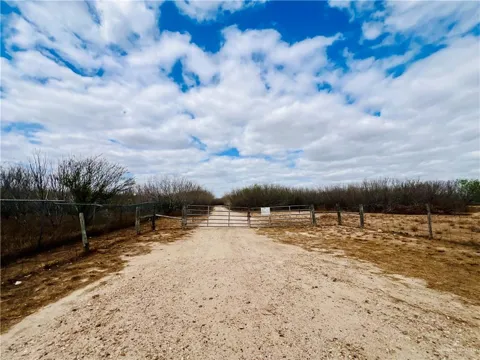 00 Pinto Road